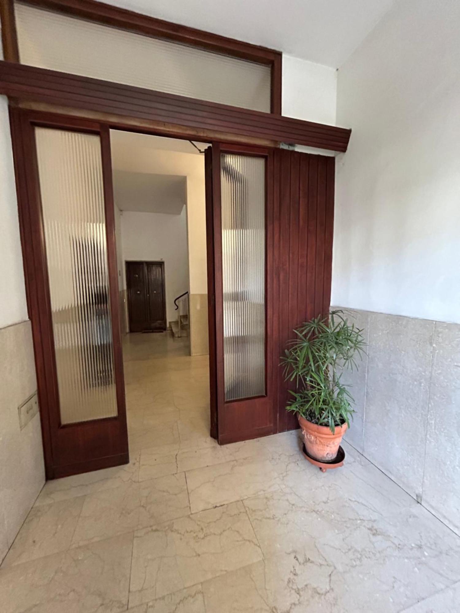 Appartamento Incantevole Con Patio Florenz Exterior foto